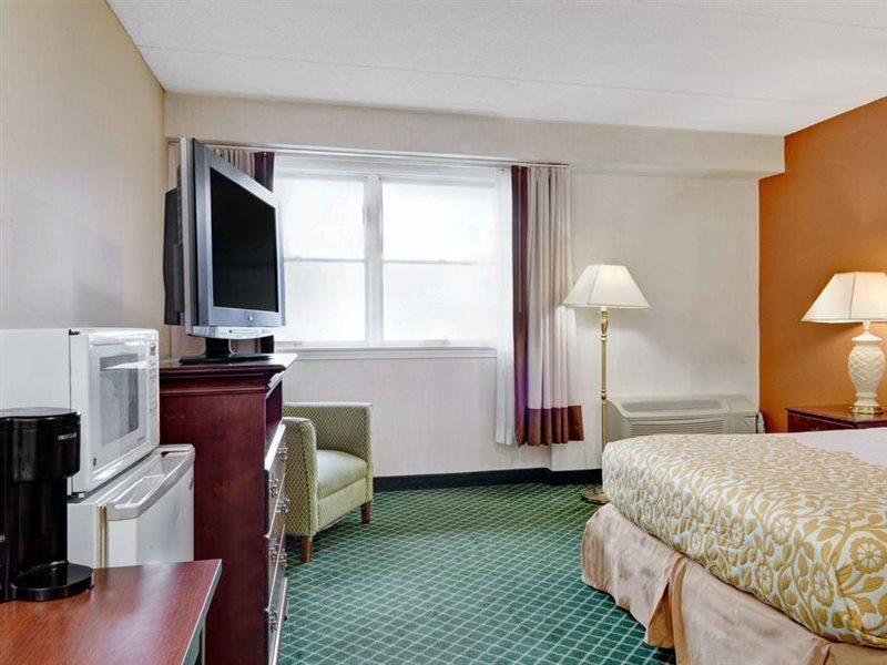 Days Hotel By Wyndham Methuen Ma Conference Center Ngoại thất bức ảnh