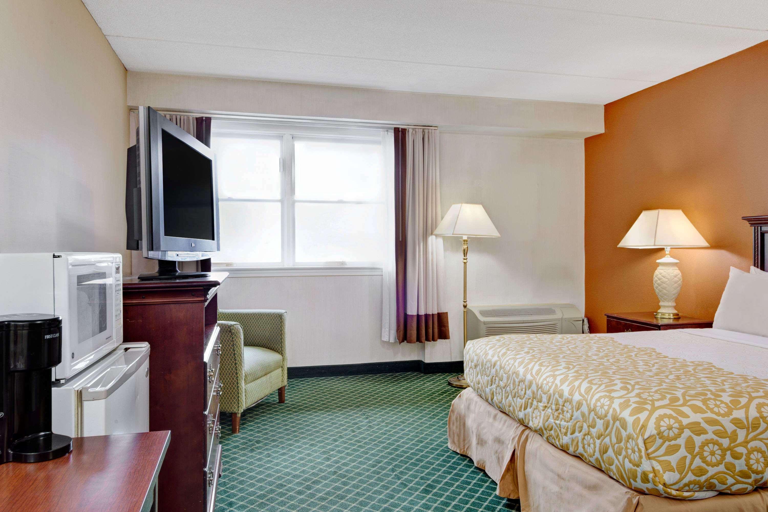 Days Hotel By Wyndham Methuen Ma Conference Center Ngoại thất bức ảnh