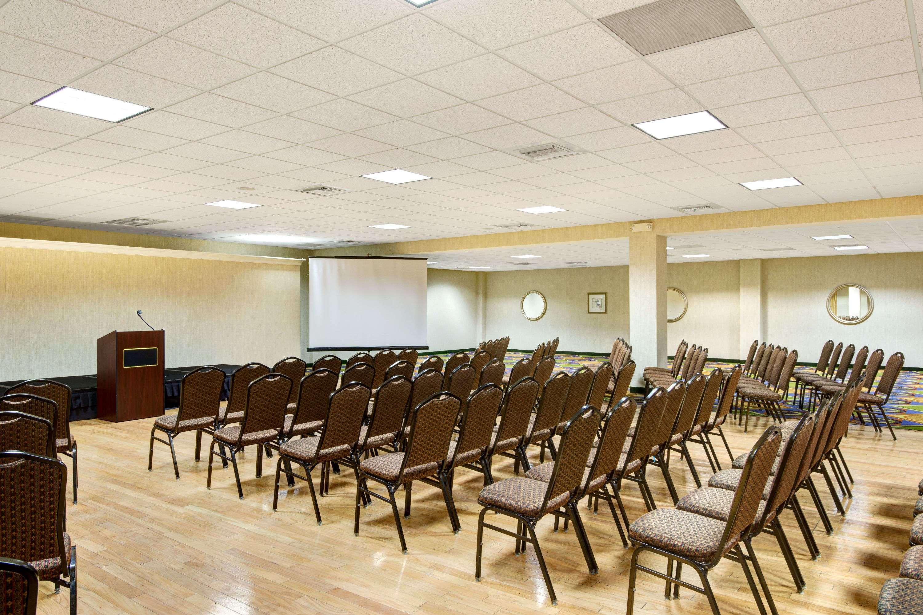 Days Hotel By Wyndham Methuen Ma Conference Center Ngoại thất bức ảnh